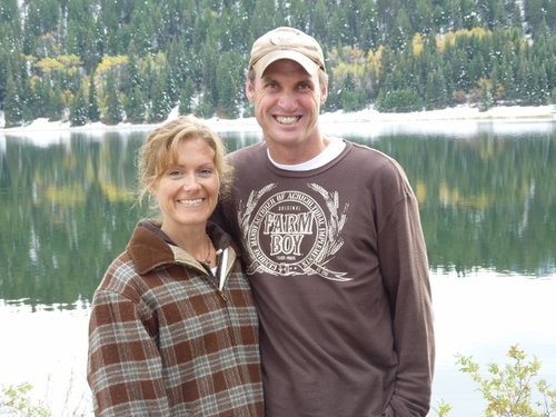 RobynHenderso13's profile picture. Farmer’s wife, Hockey and music mom to teenage boys, play soccer, CrossFit, gardener, crafty lady. + school age SLP