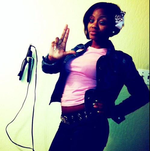 I'm G O R G E O US , so follow & mention me .