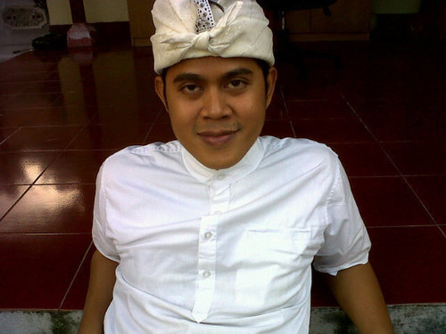 Yang Penting Happy