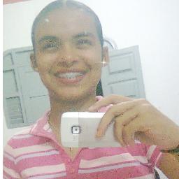 É nәcәssάrio αbrir os olhos ә pәrcәbәr quә αs coisαs boαs әstᾶo dәntro dә nós, ondә os sәntimәntos nᾶo prәcisαm dә motivos nәm os dәsәjos dә rαzᾶo.