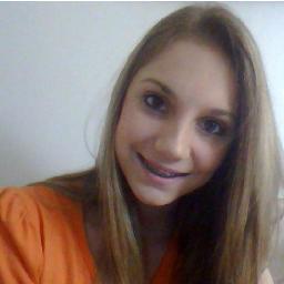 Just close your eyes and enjoy the roller coaster that is life :)...........
                 ''E que a sorte esteja sempre a seu favor''