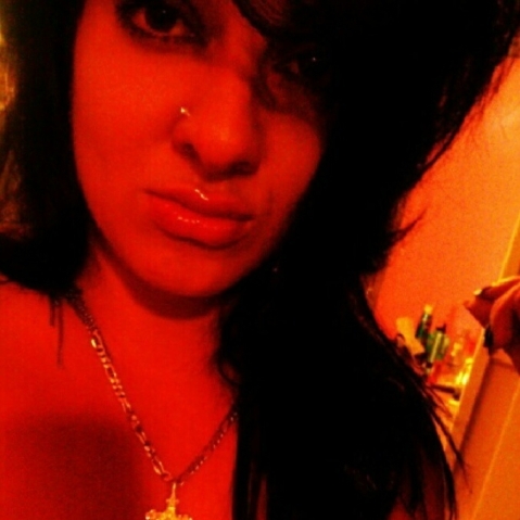 ItSlYkeDaT's profile picture. If love is hell im running straight into the flames...The one artist i can listen to for the rest of my life is the Weeknd #inlove