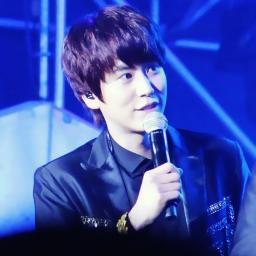 I'm ELF(mainly),Baby,Shawol,Beauty,4NIA,T-express,Hottest,Inspirit,BBC,A+,Boice,Angel,.I want to make friend with all of u ^^