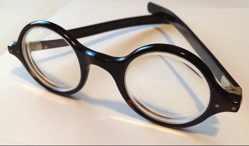 Optician.
