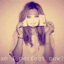 Im just another girl trying to find a place in this world.
@professorgreen I love you! ♥♥♥