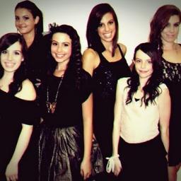I love cimorelli ;D They are my insperation. Red bull doesnt give me wings Cimorelli DOES xx