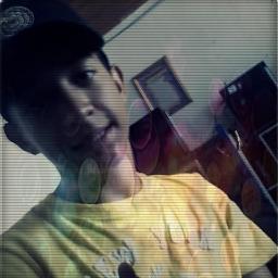 ηãσ cяυzє σs вяαçσs ∂ıαηтє ∂є υмα ∂ıƒıcυł∂α∂є ρσıs σ мαıσя нσмєм ∂σ мυη∂σ мσяяєυ ∂є вяαçσs αвєятσs
