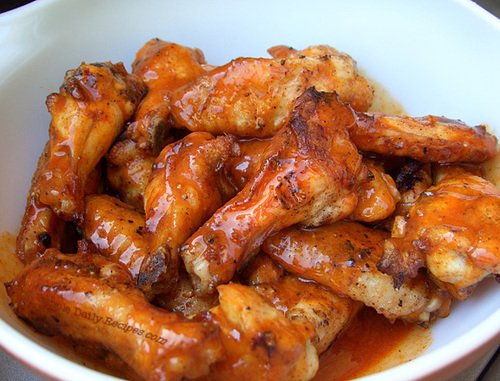 PizzaNwings's profile picture. : likes pizza n wings