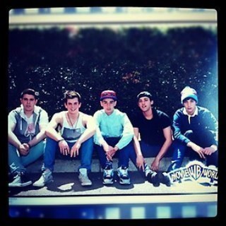 UK Janoskian fans! Follow us, theres an 80% chance we'll follow back, we probably will:)