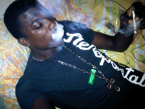 #MyBio? Lol so funny #IDoMe #TEAM_IDGAF #TAURUS #TEAM_FollwBk #Cr203 #TEAM_BB #iRepTNS #PIN:22984af2 #ISMOKEWEED #TGOD #Zj_Sparks #Zj_Liquid #Gully_Sparta :'D