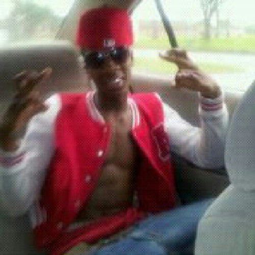 ツ Free BloodyTee Bitchh !