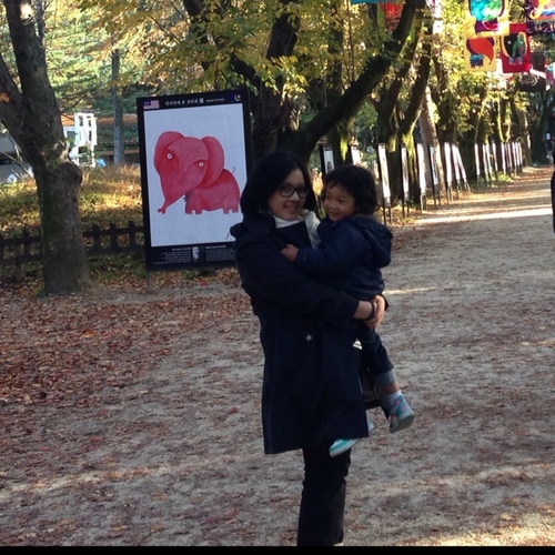 ochels's profile picture. the luckiest mom, wife, daughter, sister ♥