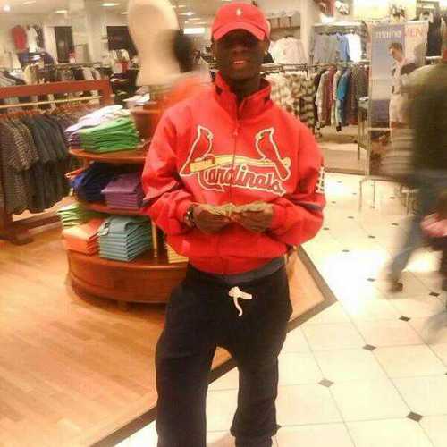 Made Nigga , Money iS ALL i Know , i Step iN The Club And FeeL LiKe The Main Attraction , My Nigga's Behind Me Ready to Get Retarted , $$$$ keep it Cummn !