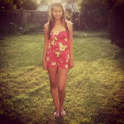 Tona_Tieu's profile picture. To much to write about myself in 160, but to shorten things up. My name is Tona. NSSS, Cheerleader, livin' life amazingly.
http://t.co/uFnsvqpU