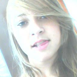 ∞ oLLá , meu nome é ThaLia ,#SãoPaulina,     SoLtera   ✶ֆAgora é só lembranças que ficam na mente♪    Me segue looogo!