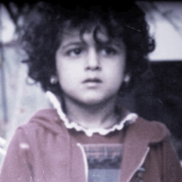 يا عز شاني لا قالوا بنت سعد و يا كبر قدري لا قالوا فيها من الجوهرة..