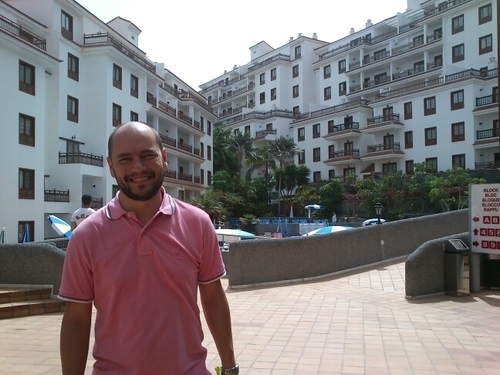 Ingeniero especializado en Arquitectura SOA, ESB, Web Services, BPEL, BPMN, BAM. Además, criando a mis tres
 hijos.