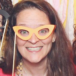 makeroomfor's profile picture. I make room for God.
Make room for my family. 
Make room for homemaking.
It's a good life.