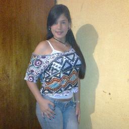 Gente falsa & traicionera las quiero bien lejos de Mi(y)   
SOLTERA♥  a tan solo 4 Dias para Mi cumple:D
Sigueme & Te sigo;)