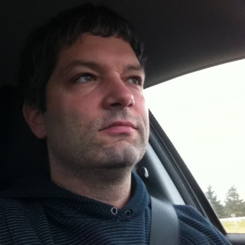 Producteur publicitaire web et télé, d'abord producteur pigiste à Montréal, désormais Président associé chez outanmedias..com