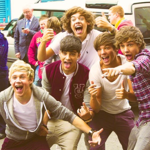 BoysLifeCrazy1D's profile picture. @OneDirection for life s2' // Here we have two moderators ! Lets and Tiffany (: