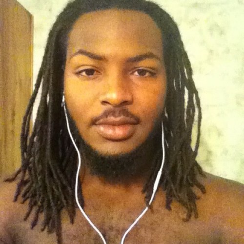 I just wanna be successful... MADE MEN! Instagram: ajchiefy225
New twitter @_A_J_40