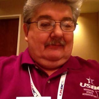 went to Lindenwood, retired from GM Wentz, 1st Vice President of the StCharles County USBC, Director on the Missouri State USBC Board