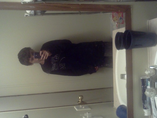 flamingtorch14's profile picture. im emo i love skateboardin and im addicted to music i also have kik sooo hmu flamingtorch1234