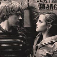 Ello I `am Le Go a fan of Rupert Grint loved Ron Weasley *Oi mate I`am looking for my true mates lost`em along the way*