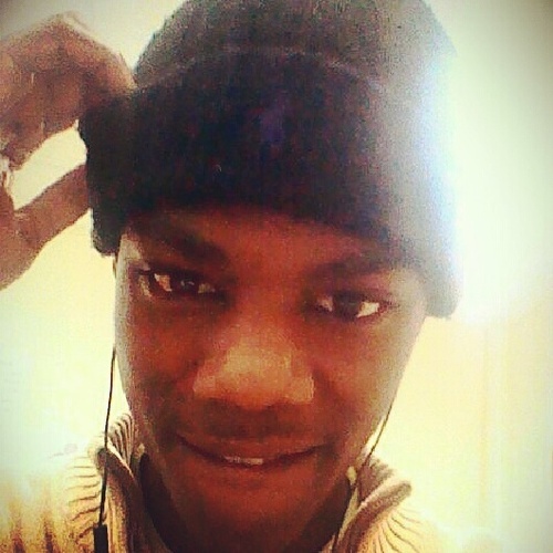 Its Ah 3lue World Ova Here C^ooling wid my 3lue my 3lue girl @ReeRee_LoveUu