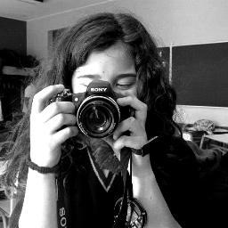 Write, sing, guitar, uke, tumblr, stuff, sleep. british and argentine accent. blue/grey eyes. Indie, Alternative, and unknown bands.