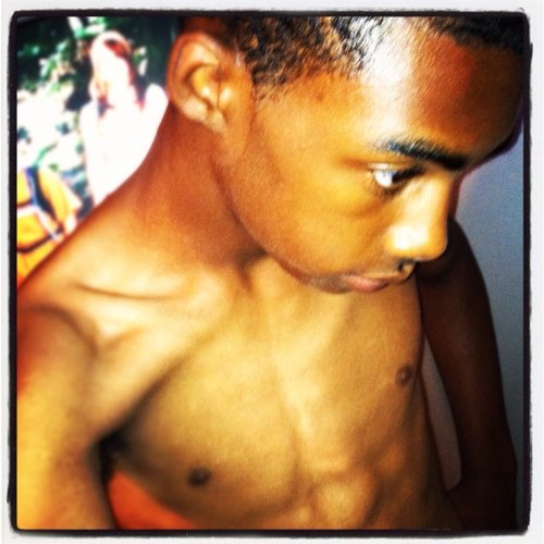(: So you decided to peek at my page, then look at my bio.. You minus well follow me. I follow back :)