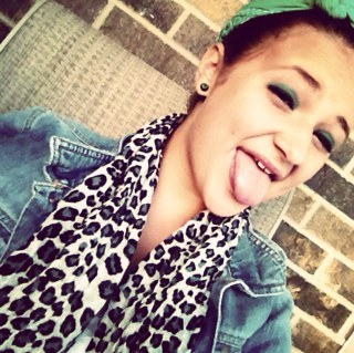 my name is grace. my last name is snapp, & yes, my last name is cooler than yours. instagram; grace_eva_snapp
