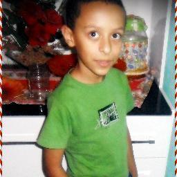Gosto de futbool e Amo Deus e minha Familia