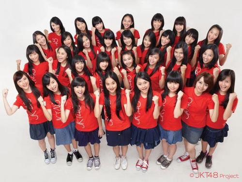 Supporting @officialJKT48 2nd Gen | Menyatukan dukungan antar fans dan fanbase | And try to be the best! :)