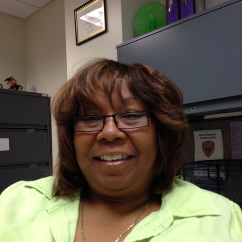 foxybrown46's profile picture. 