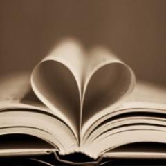 en los libros estan mis sueños. a ellos les debo todas mis ilusiones
