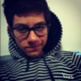 Mantenha o seu foco e sua vibe no melhor que você possa viver,permita-se que uma visão positiva o impulsione para frente o que mais deseja.E viva la vida!