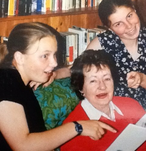 julia_holmes's profile picture. Hard Quiz Champion. I like to make stickers and drink wine. Go Dees!! ❤️💙🏆