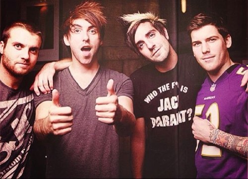 Simple Plan, All Time Low, Blink182, My Chemical Romance! live life to the fullest ✌