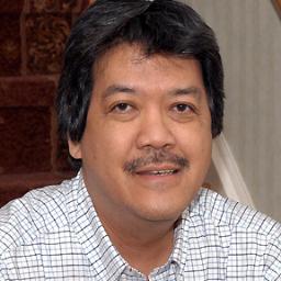 rsamaco's profile picture. 