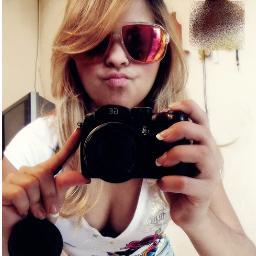 ... musa dos @_deescolados e @Romanoves_ e uma ℋenrinelli s2 !!!