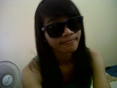 Desak_Eva's profile picture. I'm just an ordinary girl,,, simple and I don't wanna care with people who don't respect me!! :)