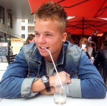 Ma2x_OFFICIAL Profile Picture
