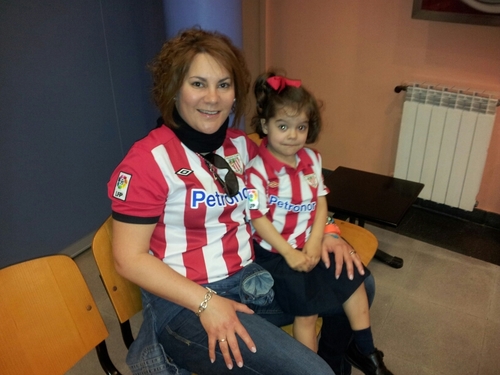 Aitziberh's profile picture. hakunamatata!!! vive y se feliz!!!!