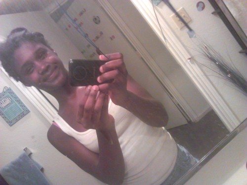Bio ? Mhmm i see Yaa lurking huh ? welp might as well follow me ((: