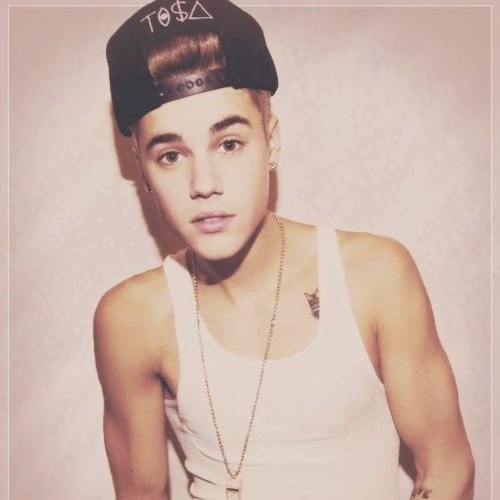 high on bieber, drunk on demi, wasted on selena