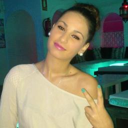 Chica//Twitter official de Naima Ex- pretendieta de Erik//Todo nuestro apoyo a nuestra princesa @NaimaBarranquero