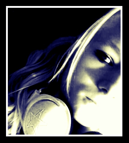 liannethebest's profile picture. #mainstreet love Daan // lianne coen forever xx loveyou