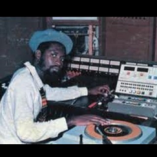 BRINGING YOU ALL THE GREATEST HITS @ 33.8fm
